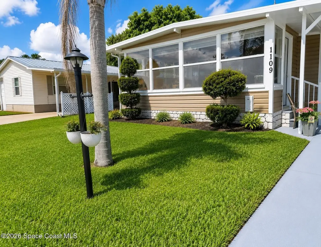 1109 Wren Circle Barefoot Bay FL 32976