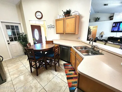 622 SW Weaver Road SW Palm Bay FL 32908