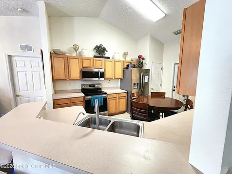 622 SW Weaver Road SW Palm Bay FL 32908