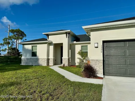 1326 Seeley Circle NW Palm Bay FL 32907