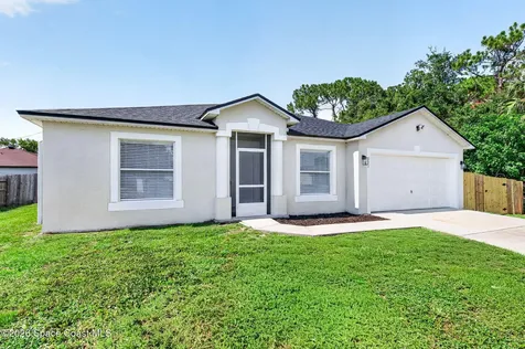 711 Avalon Street SE Palm Bay FL 32909