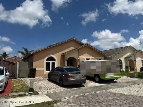 7535 W 34th Lane Hialeah FL 33018