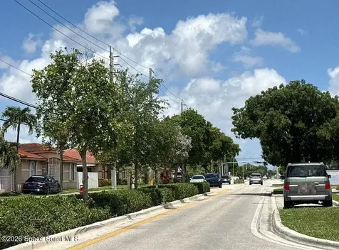 7535 W 34th Lane Hialeah FL 33018
