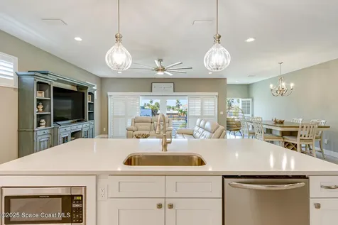 219 6th Avenue Indialantic FL 32903