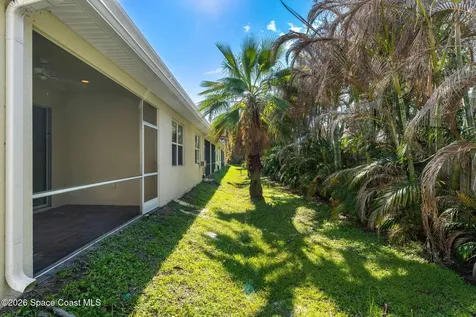 1011 Steven Patrick Avenue Indian Harbour Beach FL 32937
