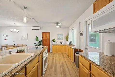 105 NE 3rd Street Satellite Beach FL 32937