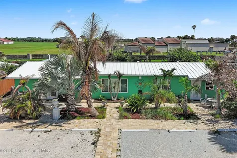 105 NE 3rd Street Satellite Beach FL 32937