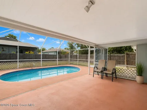 689 Caballero Avenue SE Palm Bay FL 32909