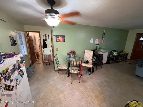689 Caballero Avenue SE Palm Bay FL 32909