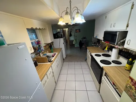 689 Caballero Avenue SE Palm Bay FL 32909