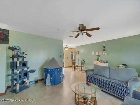 689 Caballero Avenue SE Palm Bay FL 32909