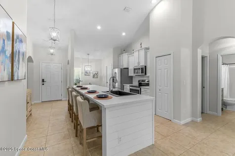 8110 Westfield Circle Vero Beach FL 32966