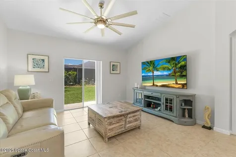 8110 Westfield Circle Vero Beach FL 32966
