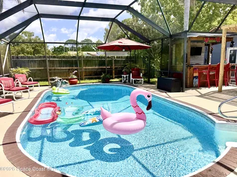 913 Dupont Street NE Palm Bay FL 32907