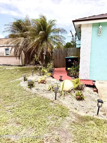 913 Dupont Street NE Palm Bay FL 32907