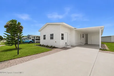 948 Cashew Circle Barefoot Bay FL 32976