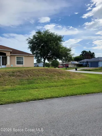 1703 Valcourt Street NW Palm Bay FL 32907