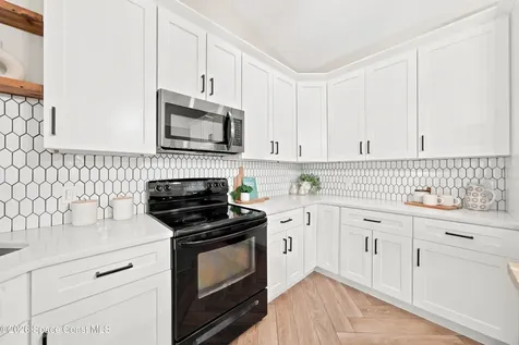 429 Maple Bluff Circle Melbourne FL 32940