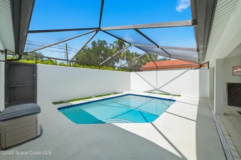 429 Maple Bluff Circle Melbourne FL 32940