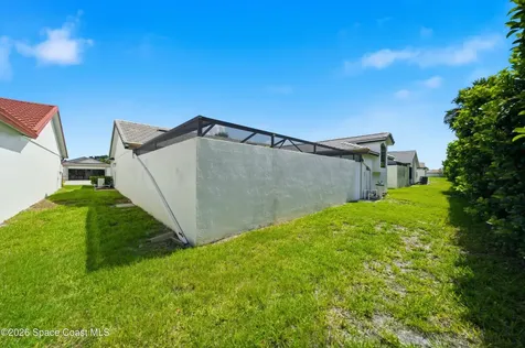 429 Maple Bluff Circle Melbourne FL 32940