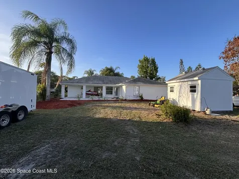1038 Lynbrook Street NW Palm Bay FL 32907