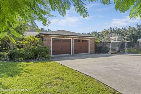 140 Crispin Street Merritt Island FL 32952