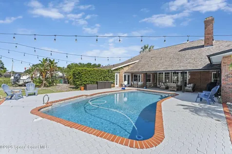 140 Crispin Street Merritt Island FL 32952