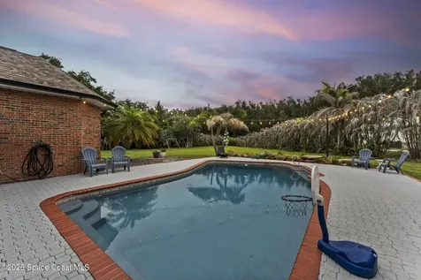 140 Crispin Street Merritt Island FL 32952