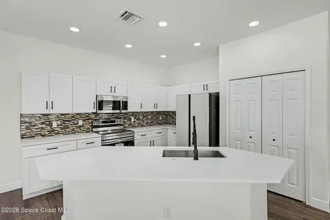 2030 Bridgeport Circle Rockledge FL 32955