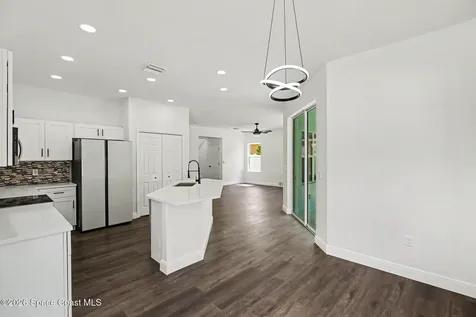 2030 Bridgeport Circle Rockledge FL 32955