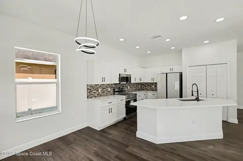 2030 Bridgeport Circle Rockledge FL 32955