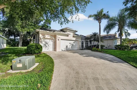 560 Greenleaf Lane Titusville FL 32780