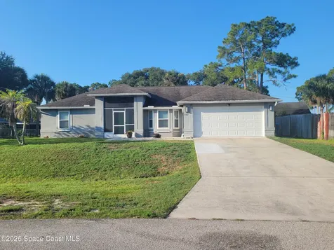 782 Simon Street SE Palm Bay FL 32909