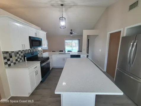 782 Simon Street SE Palm Bay FL 32909
