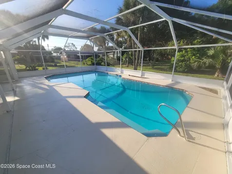 782 Simon Street SE Palm Bay FL 32909