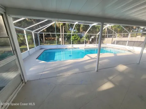 782 Simon Street SE Palm Bay FL 32909
