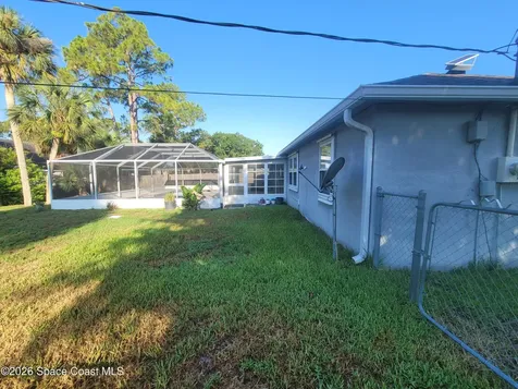 782 Simon Street SE Palm Bay FL 32909