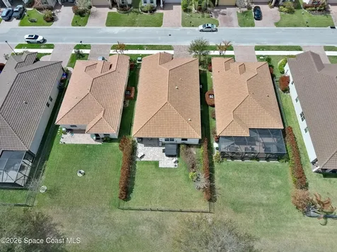 1804 Berkshire Circle SW Vero Beach FL 32968