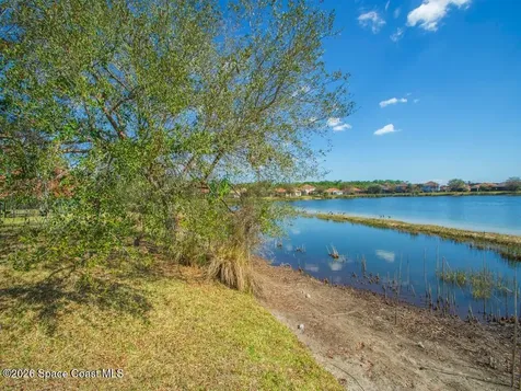 1804 Berkshire Circle SW Vero Beach FL 32968