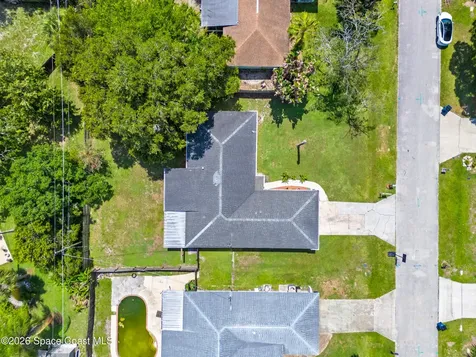 674 Antigua Street NE Palm Bay FL 32907