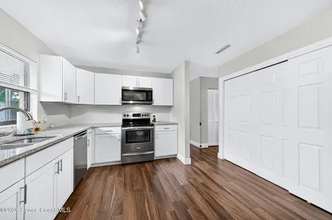 996 Botany Lane Rockledge FL 32955