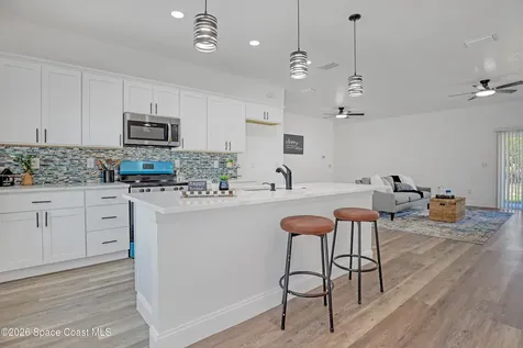 601 Yardley Street SW Palm Bay FL 32908