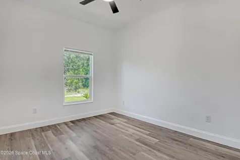 601 Yardley Street SW Palm Bay FL 32908