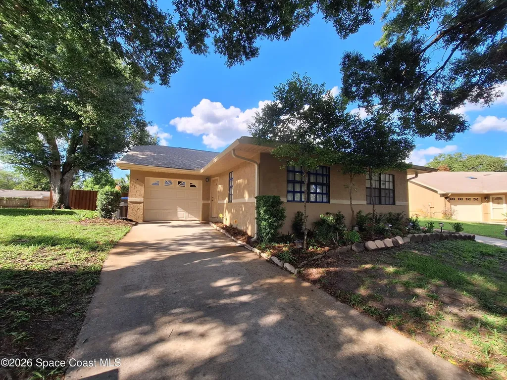460 L M Davey Lane Titusville FL 32780