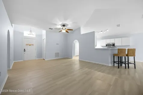 1515 Vista Lake Circle Melbourne FL 32904