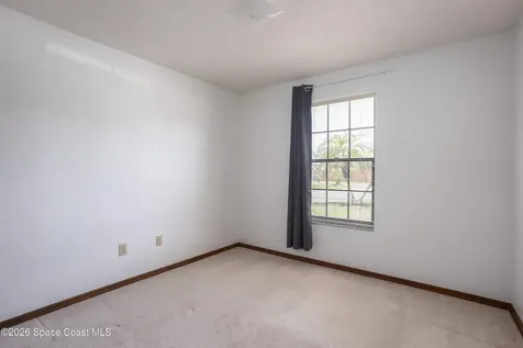 9037 York Lane West Melbourne FL 32904