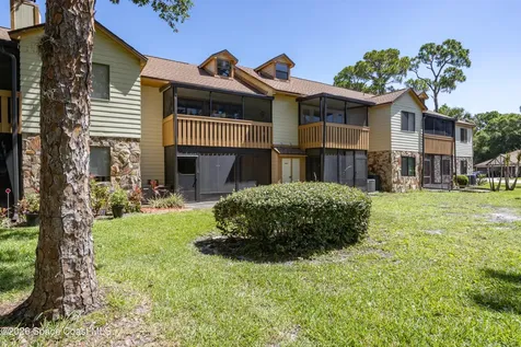 9037 York Lane West Melbourne FL 32904