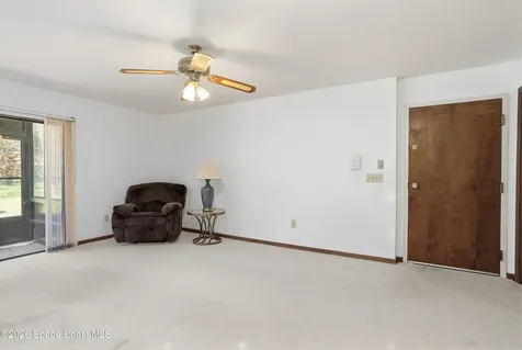 9037 York Lane West Melbourne FL 32904