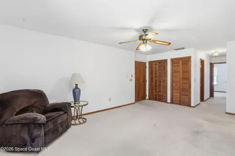 9037 York Lane West Melbourne FL 32904