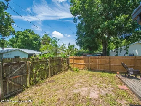 6055 7th Place Vero Beach FL 32968